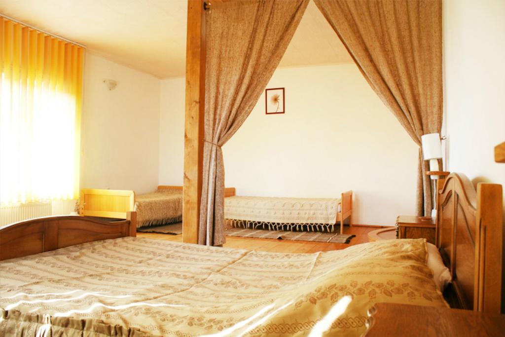 Casa Fortyogo Tîrgu Secuiesc Zimmer foto